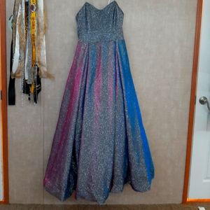 Formal/ prom dress